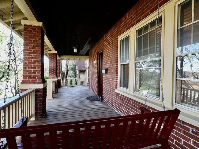 property at 1510 Hampton Ave SW