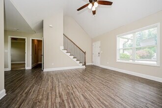 320 Woodland Ridge Cir in Covington, GA - Building Photo - Building Photo