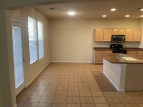 3635 Buckskin Loop NE in Rio Rancho, NM - Building Photo - Building Photo