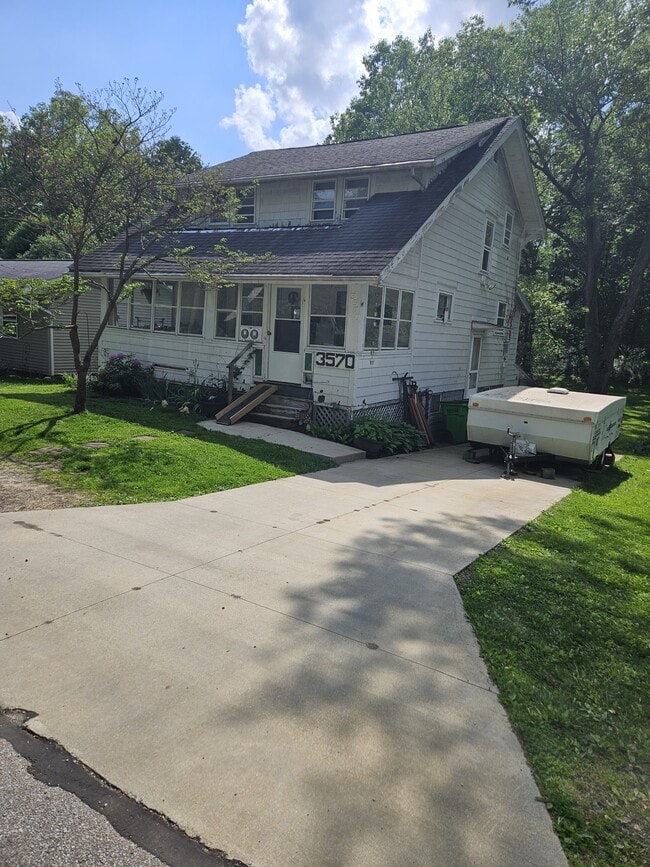 property at 3570 Franklin Rd