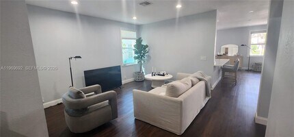 833 Vista Meadows Dr in Weston, FL - Building Photo - Building Photo