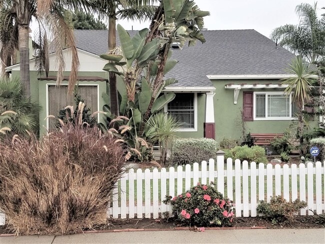 property at 7906 Airlane Ave