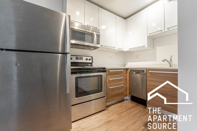 925 W Carmen Ave in Chicago, IL - Building Photo - Building Photo