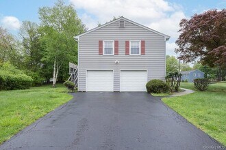 12 Gerken Dr, Unit 677 in New City, NY - Building Photo - Building Photo