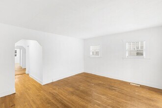 The Ivy in Birmingham, AL - Building Photo - Interior Photo