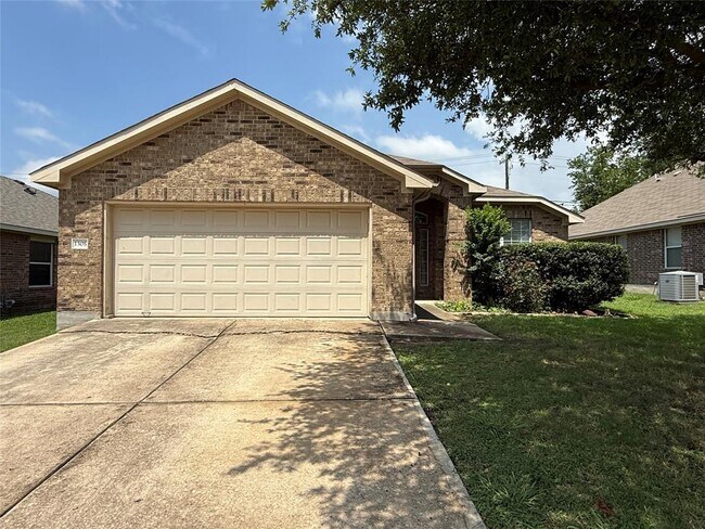 property at 1305 Rainbow Parke Dr