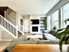 1289 S Dallas Ct in Denver, CO - Building Photo - Building Photo