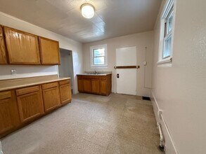 97 York St in Bridgeton, NJ - Foto de edificio - Building Photo