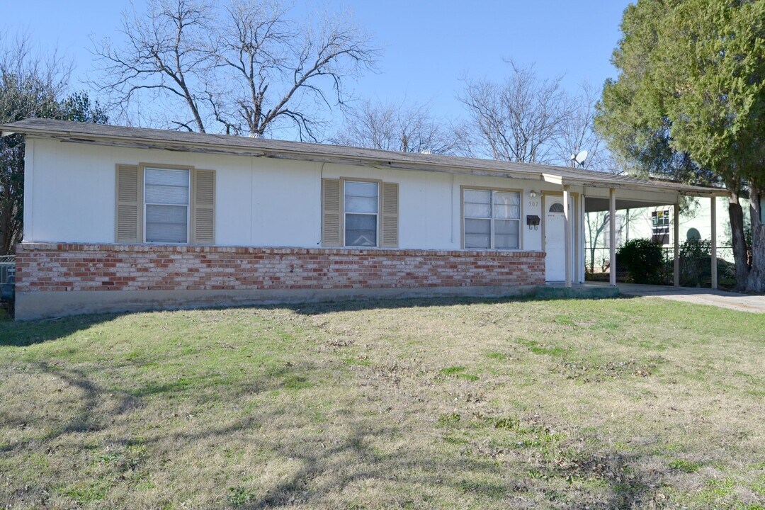 507 N 24th St in Killeen, TX - Building Photo