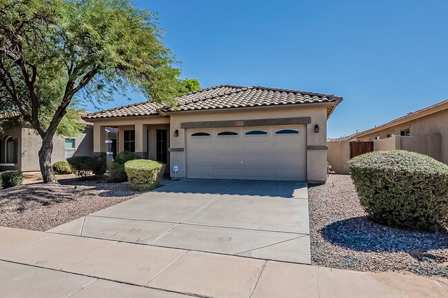 3877 S Coach House Dr in Gilbert, AZ - Building Photo - Building Photo