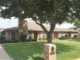 4914 Ledgestone Dr in Fort Worth, TX - Building Photo
