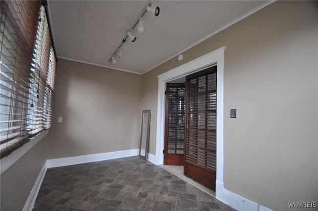 property at 333 Getzville Rd
