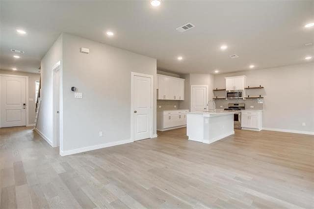 4525 Hogan's Alley Dr in Arlington, TX - Building Photo - Building Photo