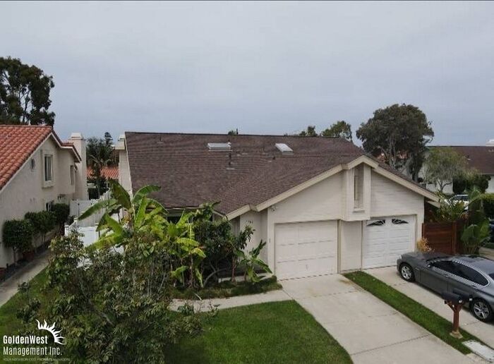 6763 Camino Del Prado in Carlsbad, CA - Building Photo