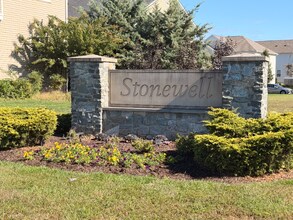 2223 Kay Hl Dr in Waldorf, MD - Building Photo - Building Photo