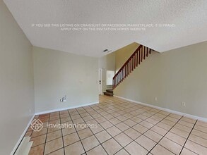 811 NW 98th Ave in Plantation, FL - Foto de edificio - Building Photo