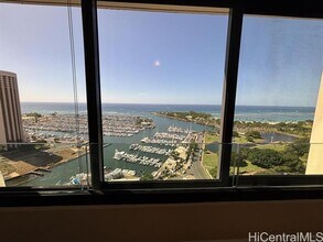 1600 Ala Moana Blvd in Honolulu, HI - Building Photo - Building Photo