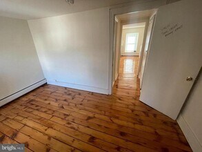 3527 Indian Queen Ln in Philadelphia, PA - Building Photo - Building Photo