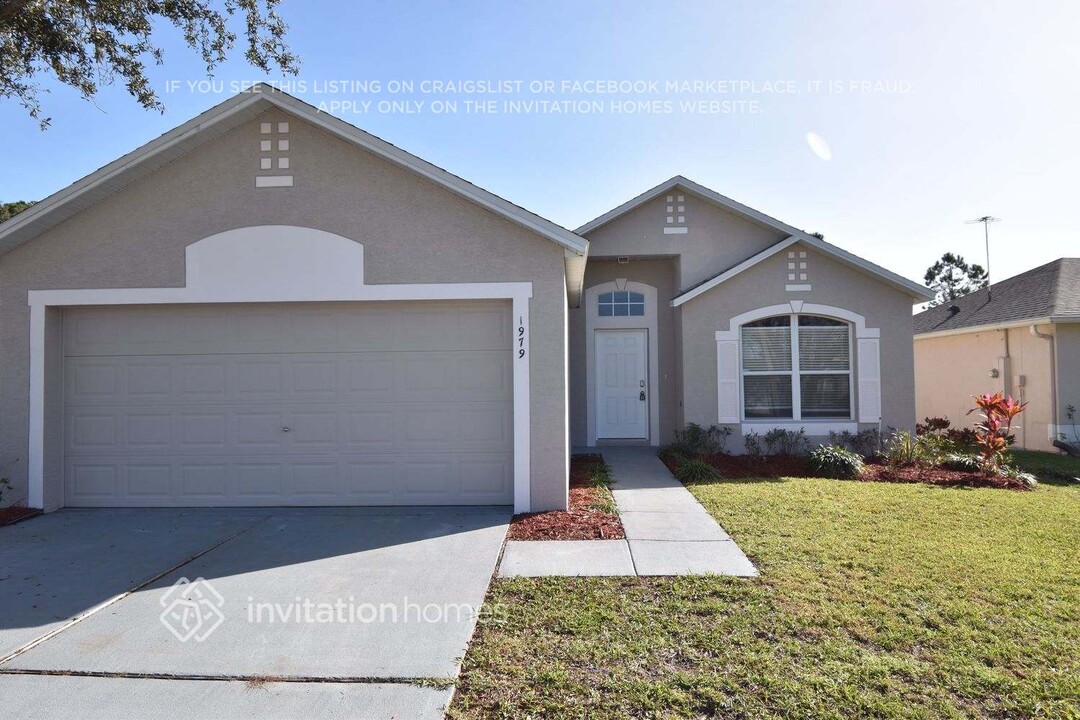 1979 Corner School Dr in Orlando, FL - Building Photo