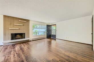 10708 Stone Ave N in Seattle, WA - Building Photo - Building Photo