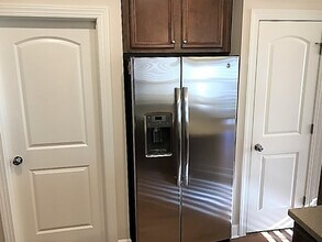 2 Stone Gate Ct in Pooler, GA - Foto de edificio - Building Photo