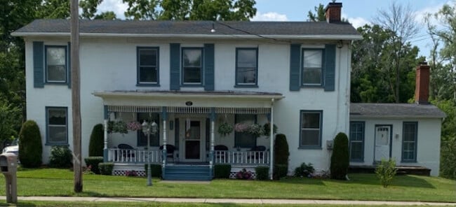 8359 W Ridge Rd, Unit Apt A