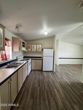 8601 N 103rd Ave in Peoria, AZ - Building Photo - Building Photo