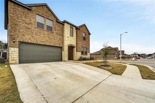 200 Magna Ln in Liberty Hill, TX - Building Photo - Building Photo