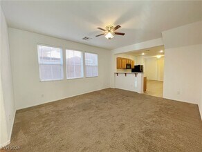 10032 Pimera Alta St in Las Vegas, NV - Building Photo - Building Photo