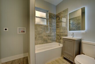 7331 S Dante Ave in Chicago, IL - Building Photo - Building Photo