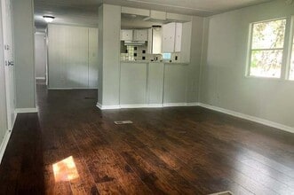 840 Highview St in Canyon Lake, TX - Building Photo - Building Photo