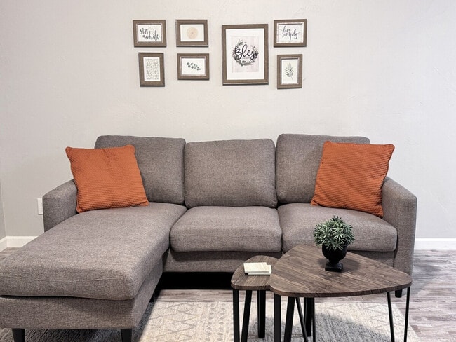 915 W Whittier Dr, Unit SI ID1296520P in Appleton, WI - Foto de edificio - Building Photo