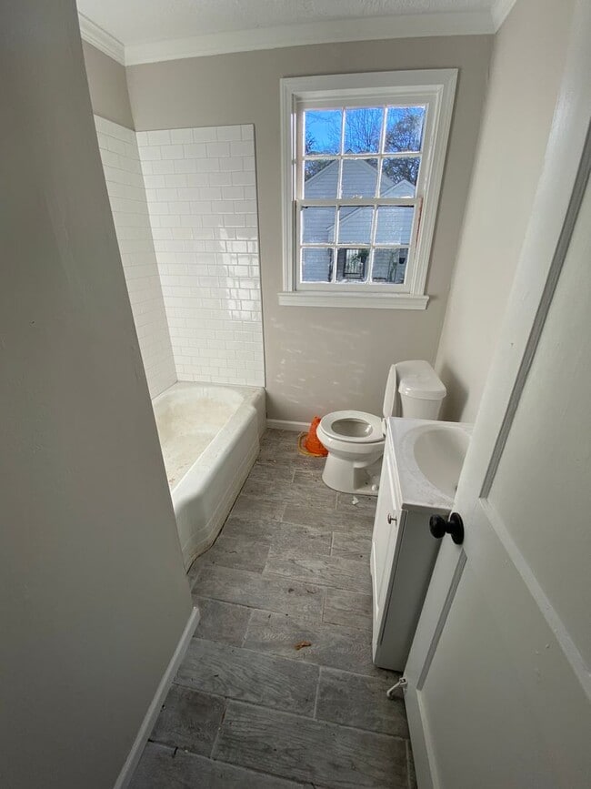 property at 4886 Woodmont Dr