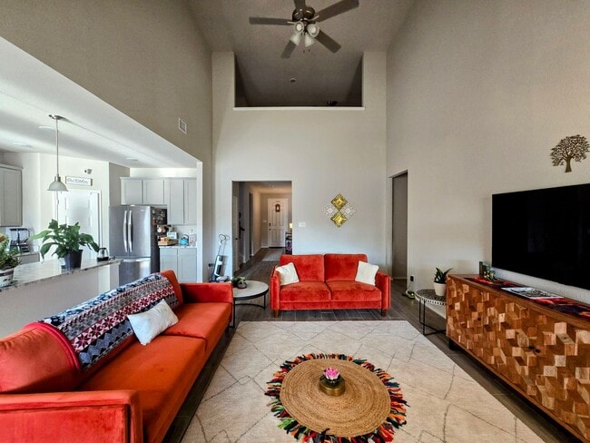 property at 1621 Abbottsford Ave