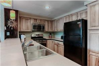 867 Airport Rd in Breckenridge, CO - Foto de edificio - Building Photo