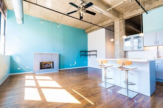 843 W Adams St in Chicago, IL - Building Photo - Building Photo