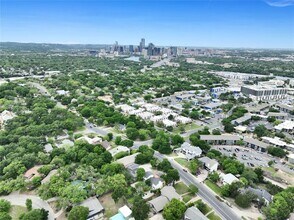 1905 Woodland Ave in Austin, TX - Building Photo - Building Photo