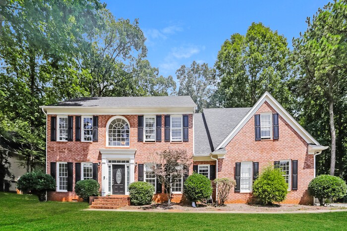1702 Woodstone Cove SE in Conyers, GA - Building Photo