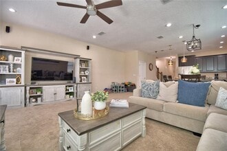 7401 Leighside Dr in Windermere, FL - Building Photo - Building Photo