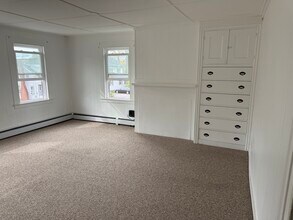 113 Williams St, Unit 2 in Norwich, CT - Building Photo - Building Photo