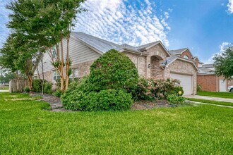 21203 Branchport Dr in Houston, TX - Building Photo - Building Photo