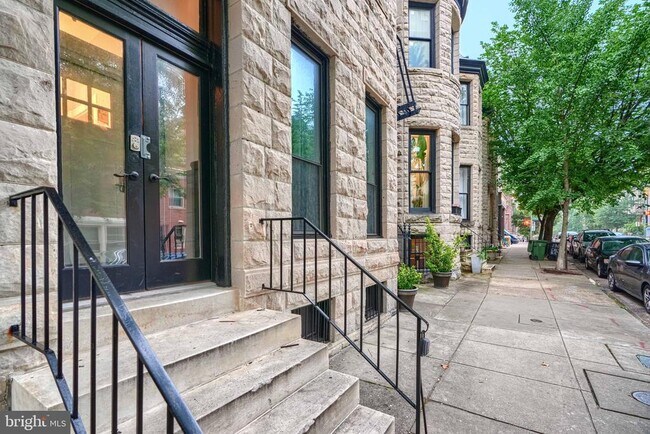 1311 N Calvert St in Baltimore, MD - Building Photo - Building Photo