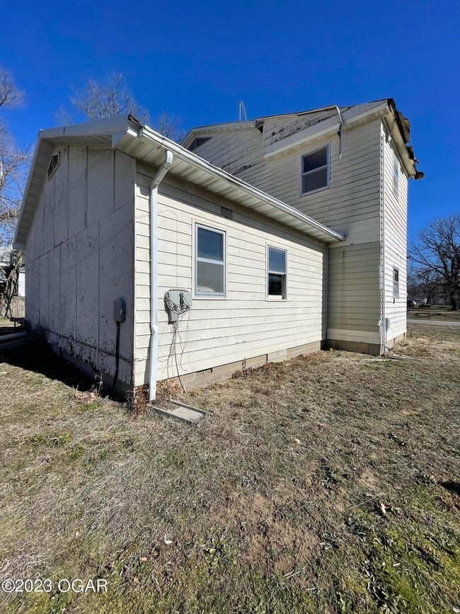 309 S Osage St in Girard, KS - Building Photo - Building Photo