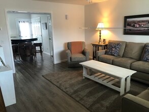 129 S Walnut St, Unit Walnut Street in Batesville, IN - Building Photo - Building Photo