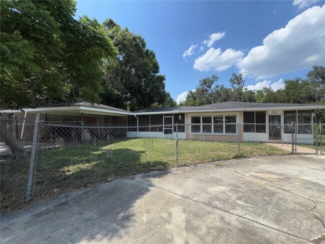 property at 325 Chesney Blvd