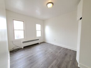 840 W Milton St in Easton, PA - Building Photo - Building Photo