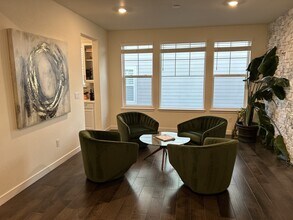 8163 S Valleyhead Way in Aurora, CO - Foto de edificio - Building Photo