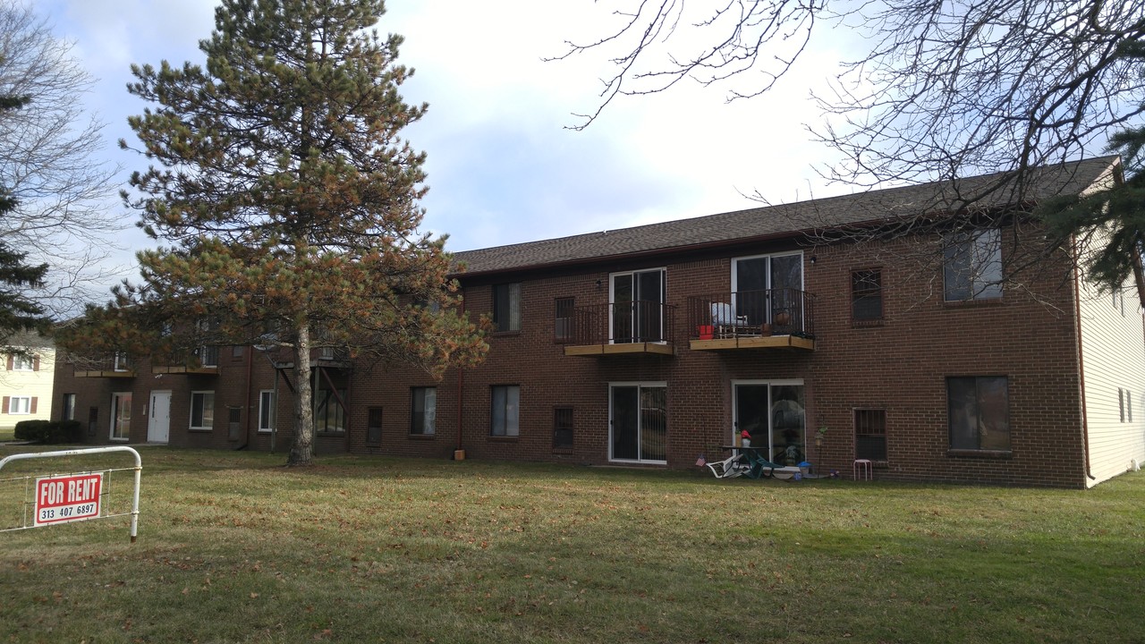 Richmond Apartments in Richmond, MI - Building Photo