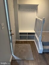 8625 Point of Woods Dr in Manassas, VA - Building Photo - Building Photo