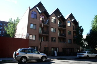 86-26 Broadway in Queens, NY - Building Photo - Building Photo